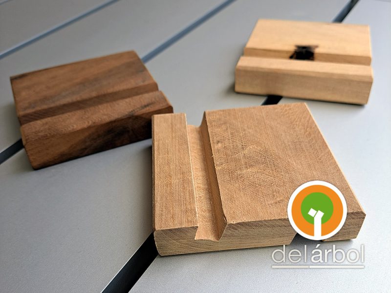 Soportes de Madera para Celulares y Tablets | del-arbol.com.ar