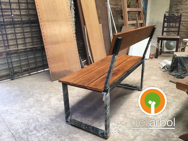 Banco Industrial de Madera para Jardín y Exterior | del-arbol.com.ar