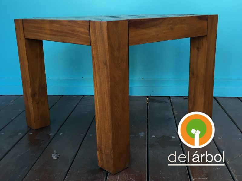 Mesa Auxiliar Cama de Madera para Jardín y Exterior | del-arbol.com.ar