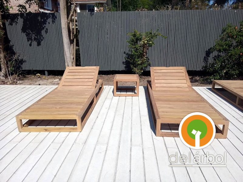 Mesa Auxiliar Pato de Madera para Jardín y Exterior | del-arbol.com.ar