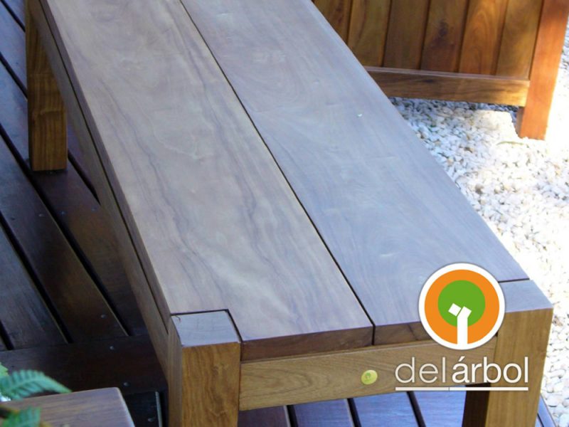 Mesa Baja Trapani de Madera para Jardín y Exterior | del-arbol.com.ar