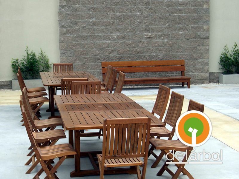 Mesa Extensible Leslie de Madera para Jardín y Exterior | del-arbol.com.ar