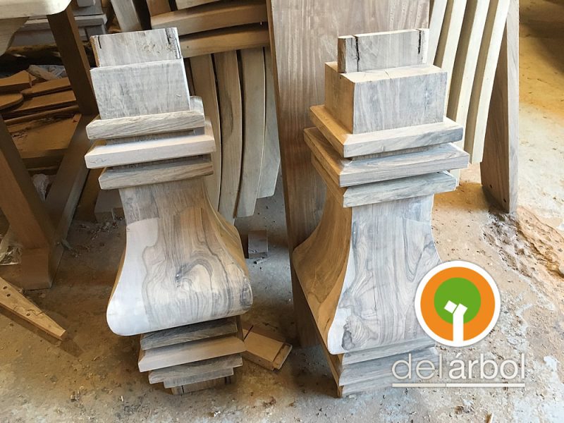 Mesa Abadía de Madera para Jardín y Exterior | del-arbol.com.ar