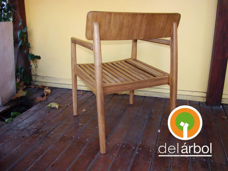 Silloncito Olaff de Madera para Jardín y Exterior | del-arbol.com.ar