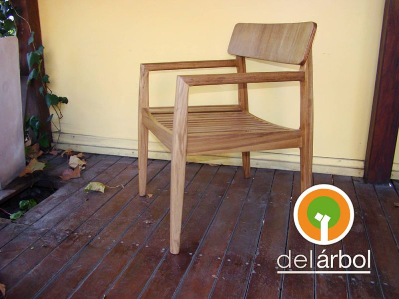 Silloncito Olaff de Madera para Jardín y Exterior | del-arbol.com.ar