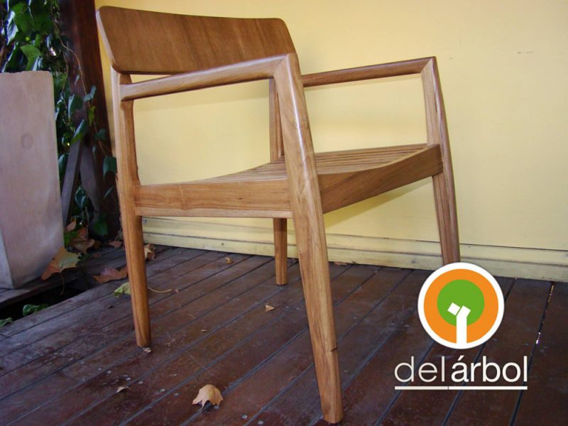 Silloncito Olaff de Madera para Jardín y Exterior | del-arbol.com.ar