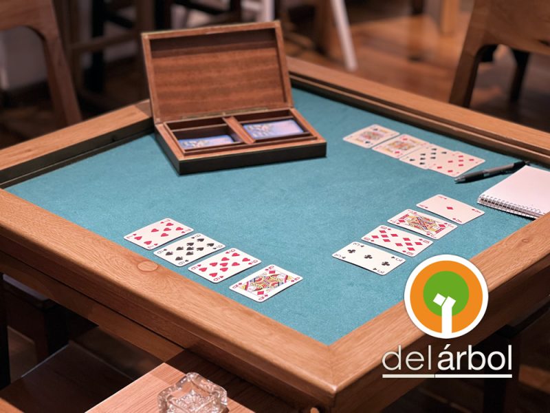 Mesa Multifuncional Gambler de Madera para Interior | del-arbol.com.ar