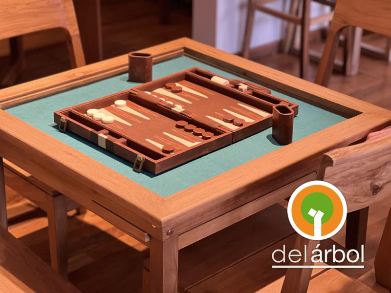 Mesa Multifuncional Gambler de Madera para Interior | del-arbol.com.ar